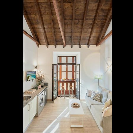Апартаменты Martires Malaga Centro Экстерьер фото