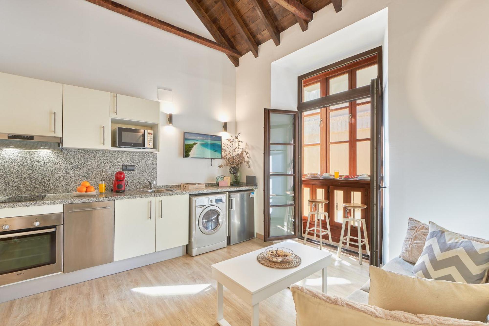 Апартаменты Martires Malaga Centro Экстерьер фото